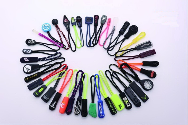 Zipper puller