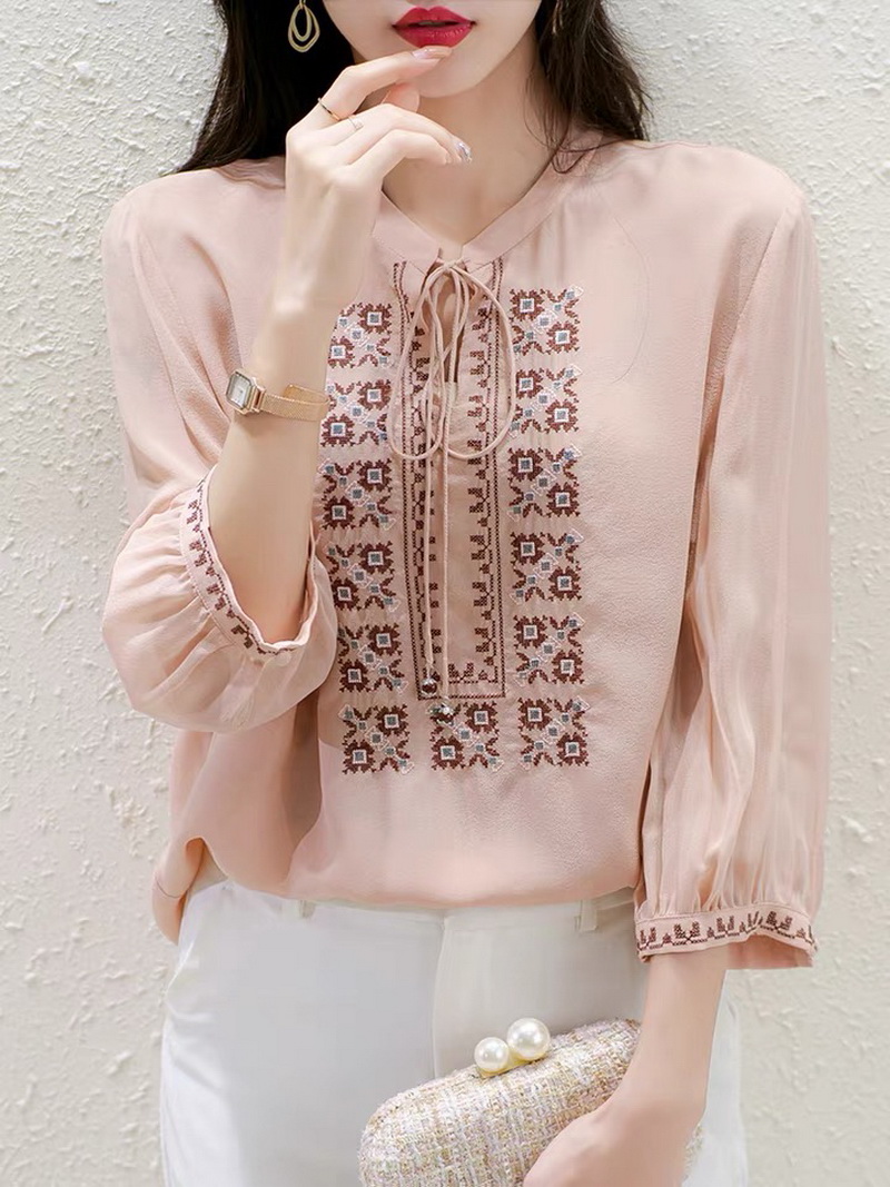 GAT-YRQ68964 Ladies' 100% pure mulberry silk woven EMB shirt